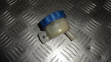 Бачок тормозной жидкости ZZR400-1 1